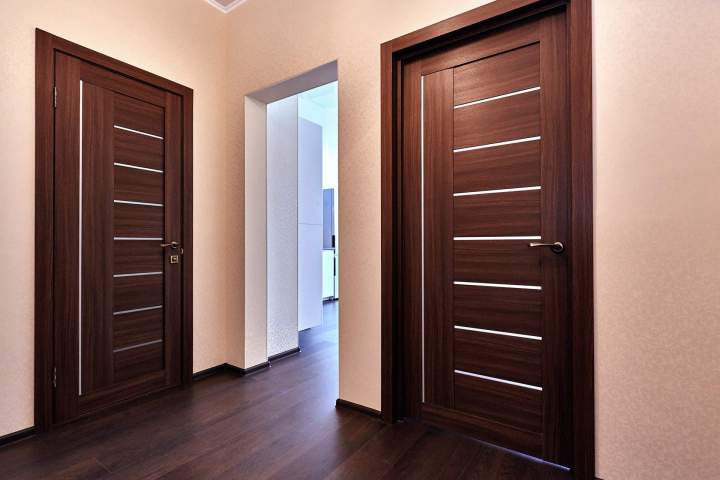 Cadrages de portes Laval